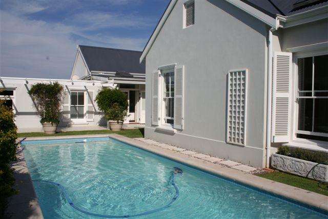 4 Bedroom Property for Sale in Steenberg Estate Western Cape